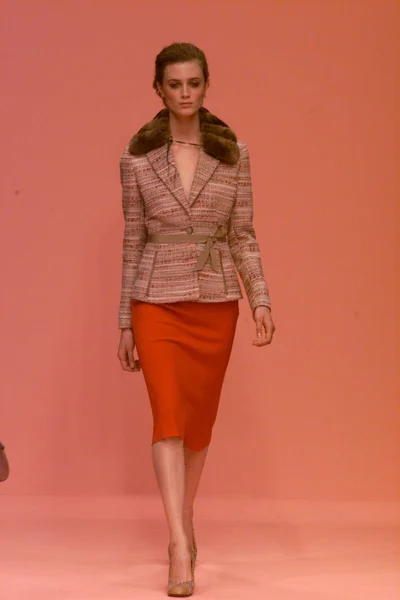 Look 32